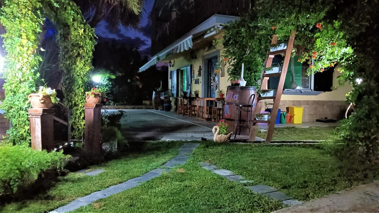 Bed and Breakfast Il Laghetto Castrovillari Esterno foto