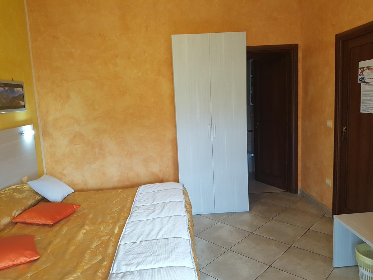 Bed and Breakfast Il Laghetto Castrovillari Esterno foto